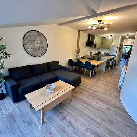 Oasis Apartment